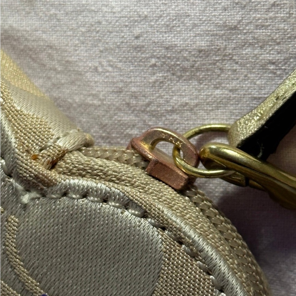Floral Coach Heart Wristlet - Picture 5 of 8